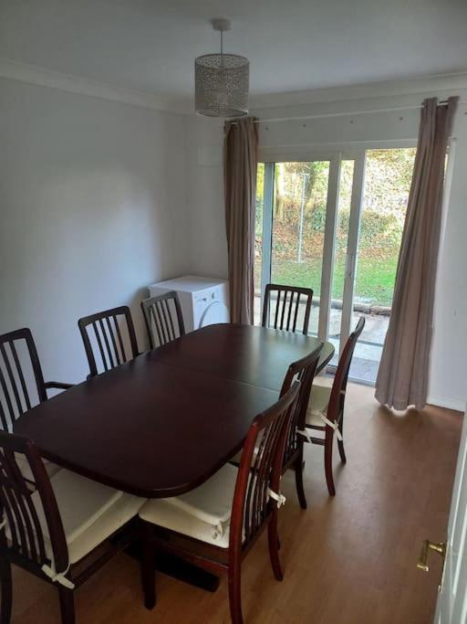 Large 4Bed Available Long-Term In Letterkenny别墅 外观 照片